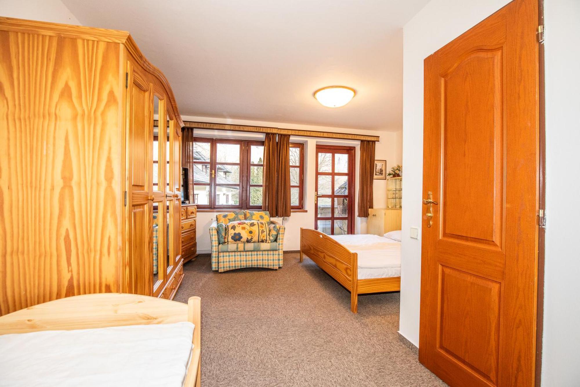 Resort U Jelena Krivoklat Phòng bức ảnh