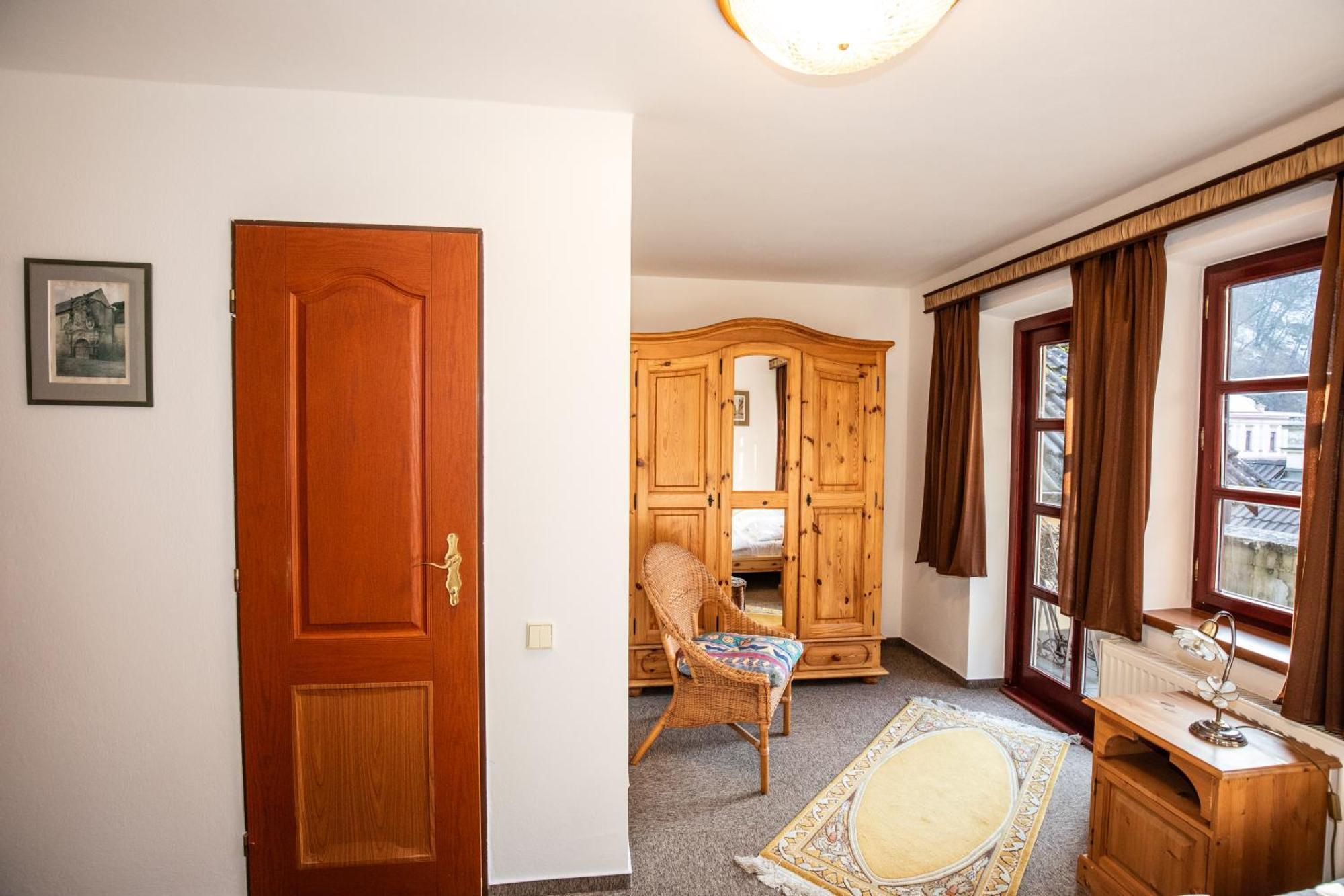 Resort U Jelena Krivoklat Phòng bức ảnh