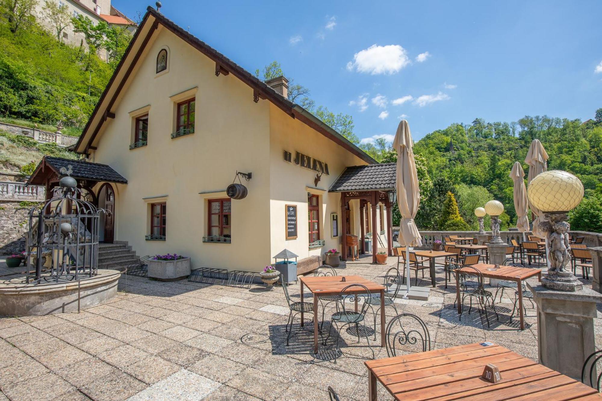 Resort U Jelena Krivoklat Ngoại thất bức ảnh